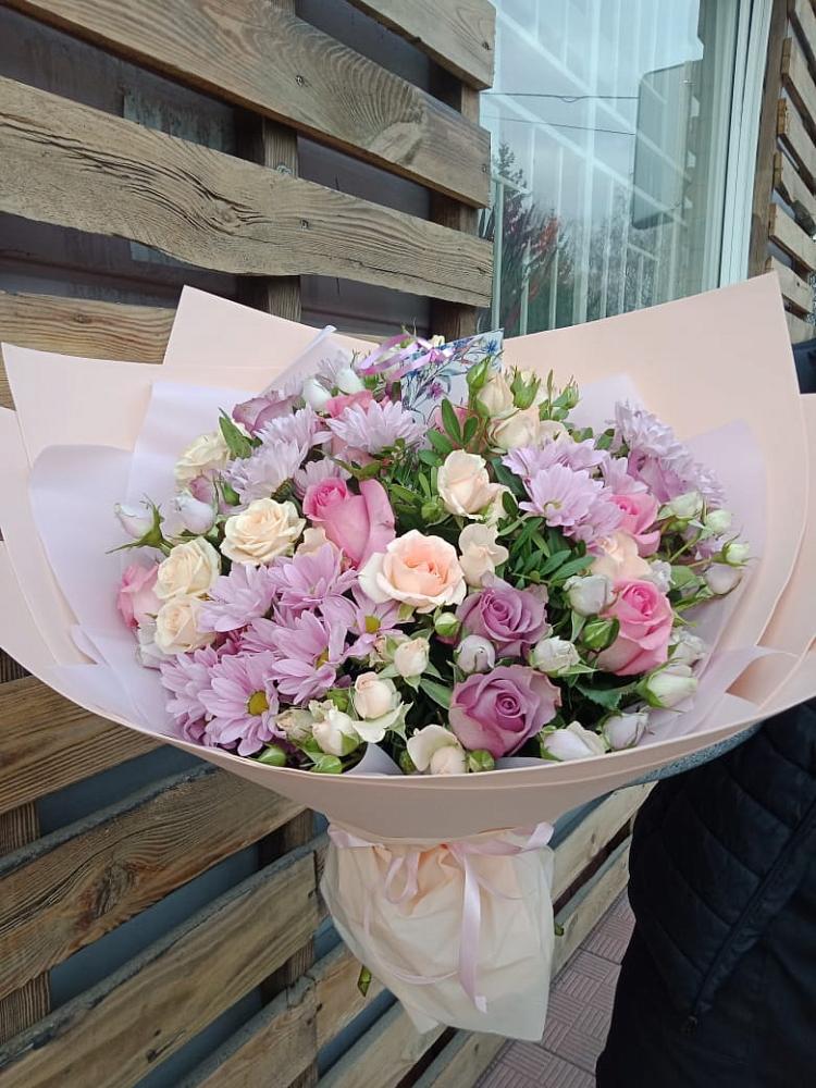 Букет фея в Артемовске Букет цветов из: Розы и Хризантемы в Артемовске