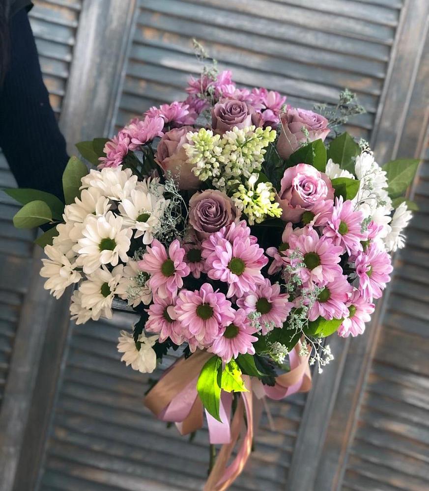 Букет Цветочный шарм в Артемовске Букет цветов из: Хризантемы и Розы в Артемовске