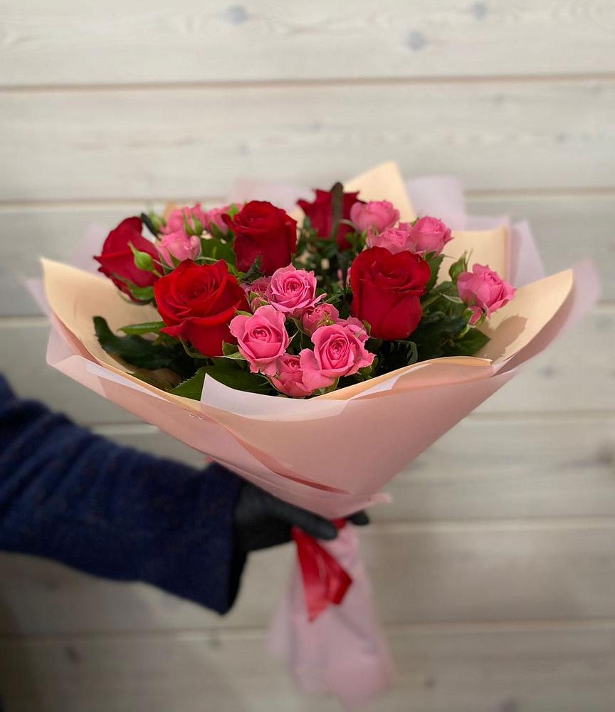 Букет тайны любви в Артемовске Букет цветов из: Розы в Артемовске
